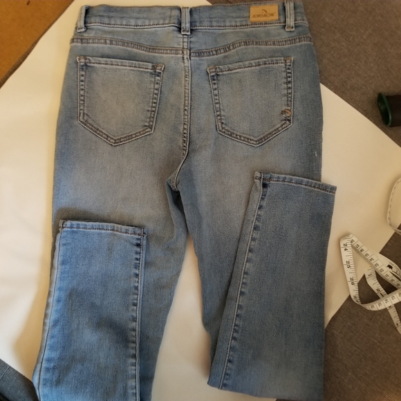 Jordache Jean's girls - Picture 2 of 6